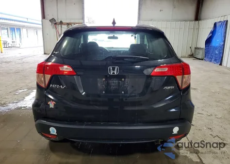 2018 Honda Hr-V Lx z USA, uszkodzony, nr VIN 3CZRU6H30JM703894